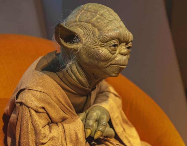 Orange Lightsaber Meaning Jedi Yaddle, Plo Koon Who Wield Them