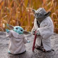 Yoda use a cane