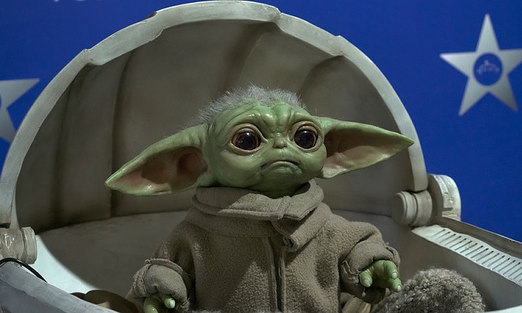 how heavy Baby Yoda is