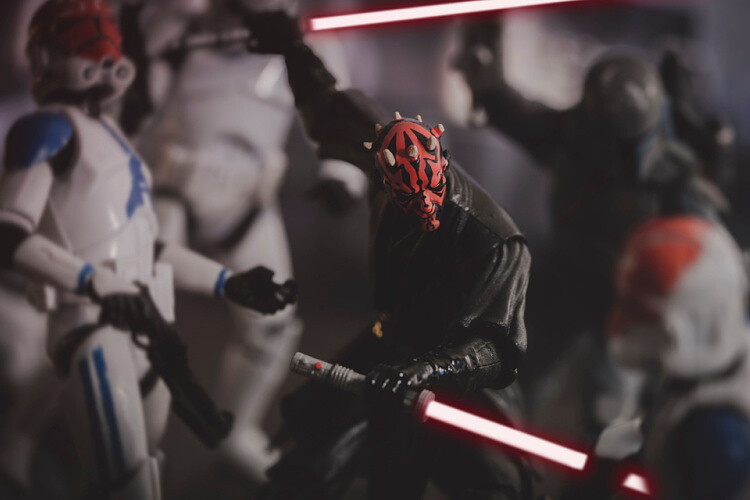 Darth Maul in a fight with the clones