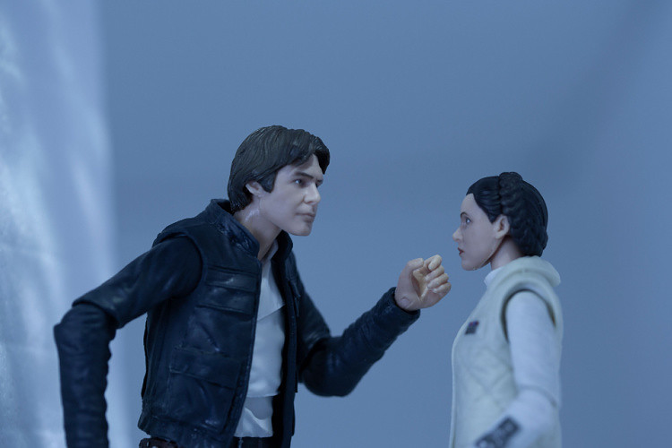 Han Solo quarrels with Princess Leia on the ice planet Hoth
