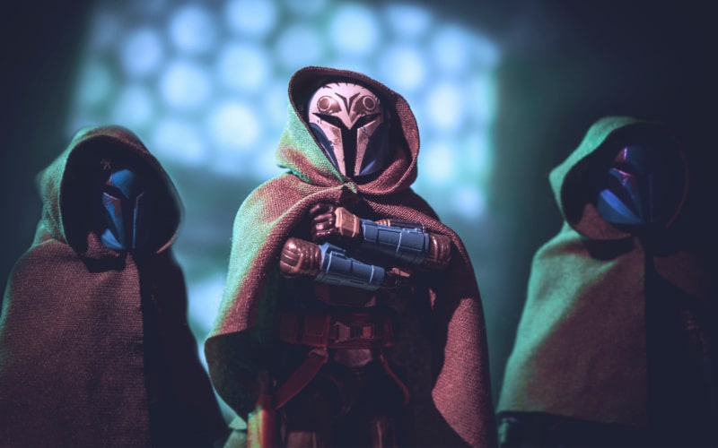 Mandalorian Nite Owls led by Bo Katan