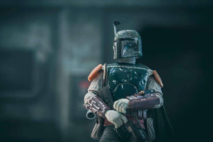 Mandalorian bounty hunter Boba Fett in his Beskar armor