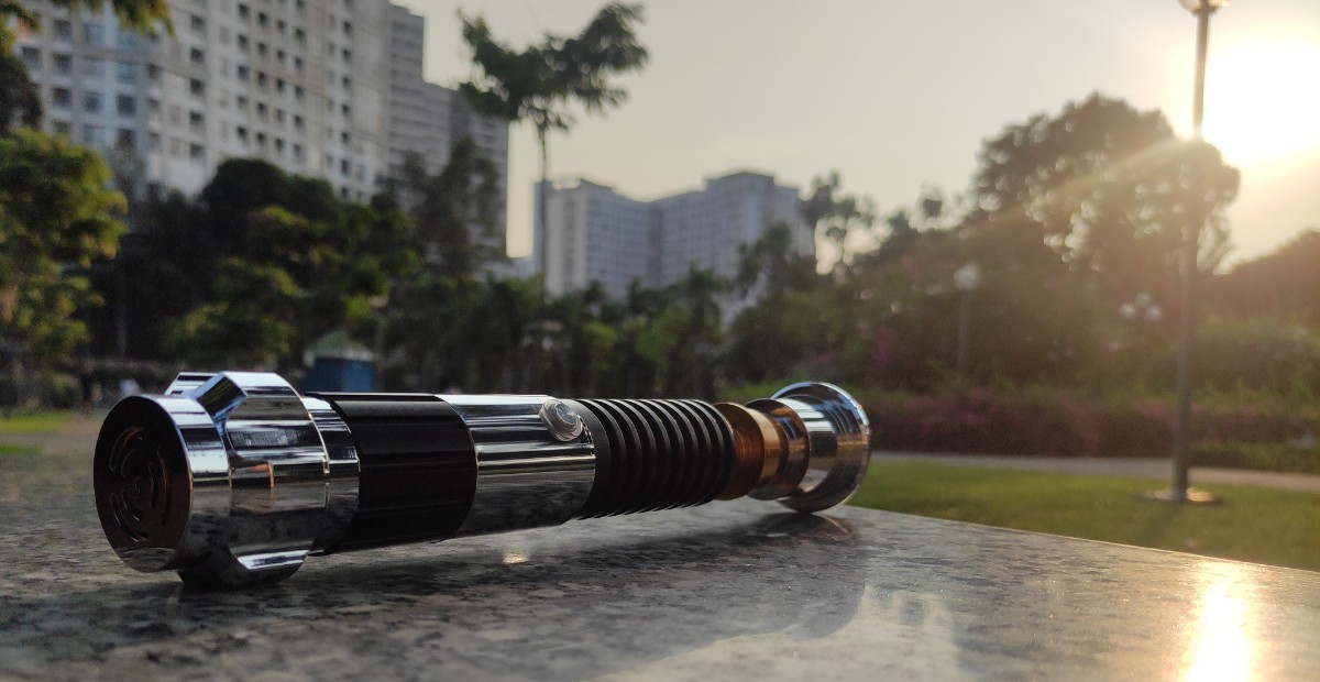 SuperNeoX Lightsaber Review: “A New Hope” for Collectors