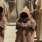 Aftermath Novel Reveals How Jawas Really Look Like Under Those Hoods